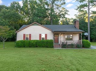 102 Pear Tree Ln, Clayton, NC 27520