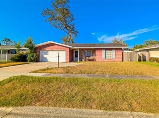 1590 Peaceful Ln N, Clearwater, FL 33756