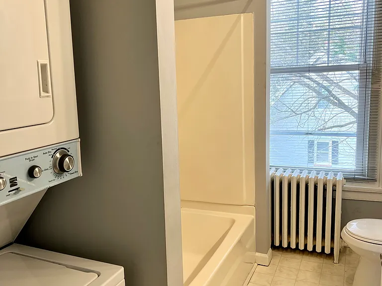 117 Maple Ln #M4 — Photo 10