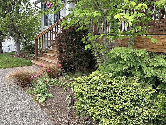 4th image of 1396 Turquoise Ct NE