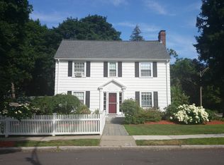 61 Oriole St, West Roxbury, MA 02132