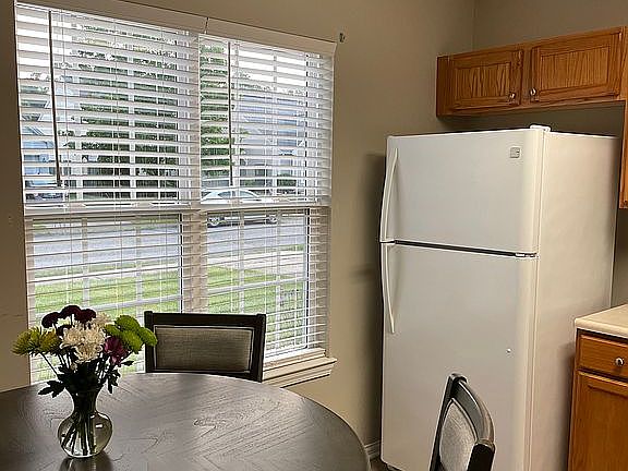 3rd image of 4145 Shadwell Dr
