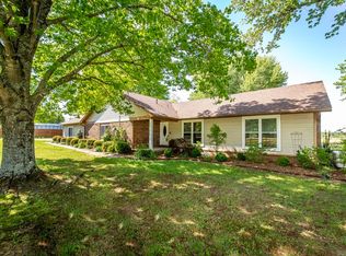 1150 Racetrack Rd, Benton, AR 72019