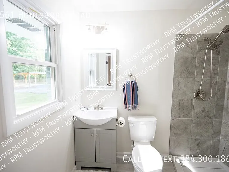 6561 Huntsboro Rd — Photo 5