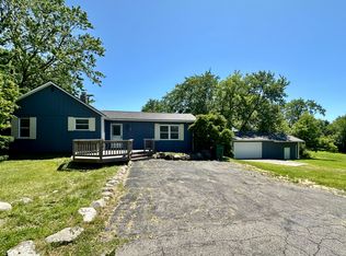 198 Deray Ct, Auburn Hills, MI 48326