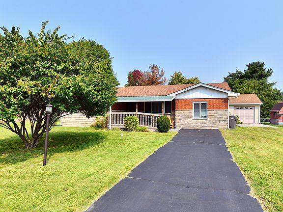 3rd image of 4314 Dudley North Dr