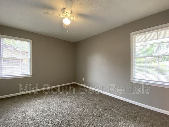 2nd image of 4915 Childs Dr