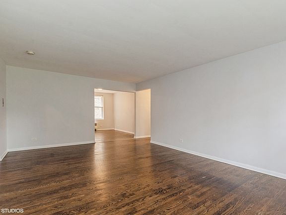 5th image of 6133 N Seeley Ave APT 1H