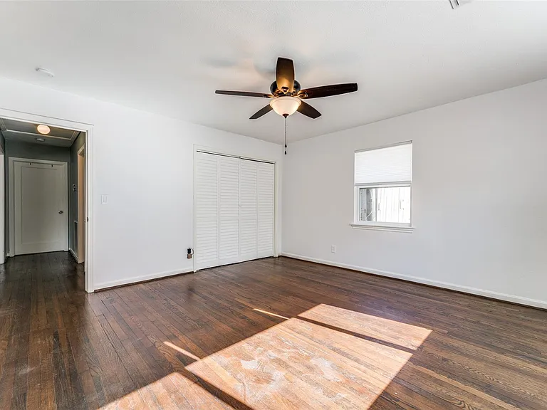 4502 Brookwoods Dr — Photo 18