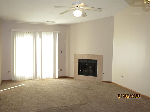 3rd image of 3515 Thornhill Cir W