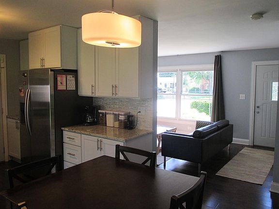 5th image of 8224 N Carnaby Ct