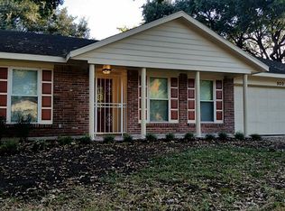 9003 Rowan Ln, Houston, TX 77036