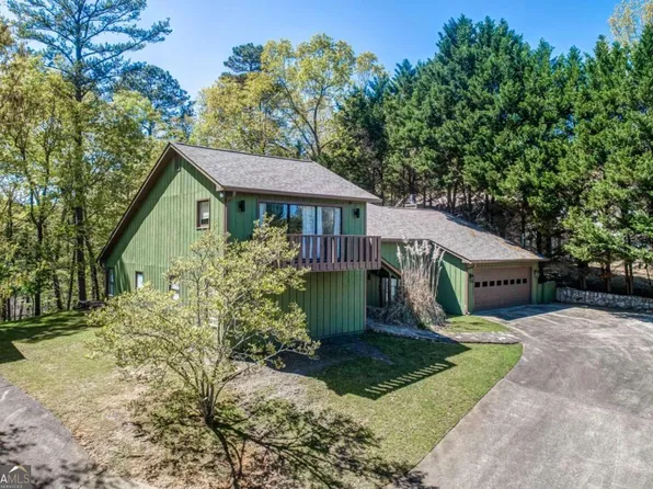 178 Lakeview Cir, Waleska, GA 30183