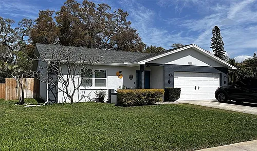 1520 Coastal Pl Photo 1