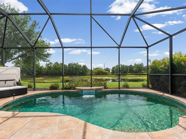 11904 FOREST PARK CIRCLE, BRADENTON, FL 34211