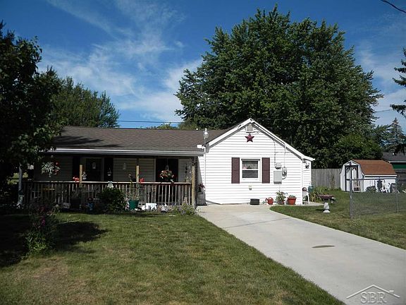 2nd image of 2649 Iowa Ave
