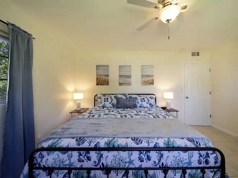 4464 E Riverside Dr — Photo 4