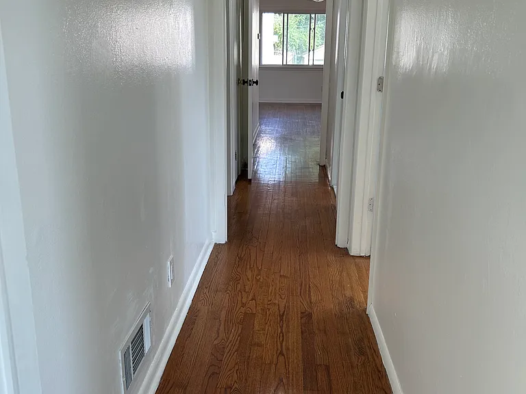 95 N 16th St #1 — Photo 6