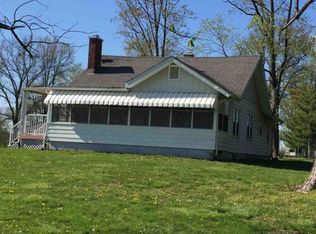 166 W Niblack Rd, Vincennes, IN 47591