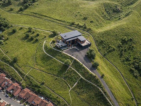 2nd image of 0 Sesnon Blvd