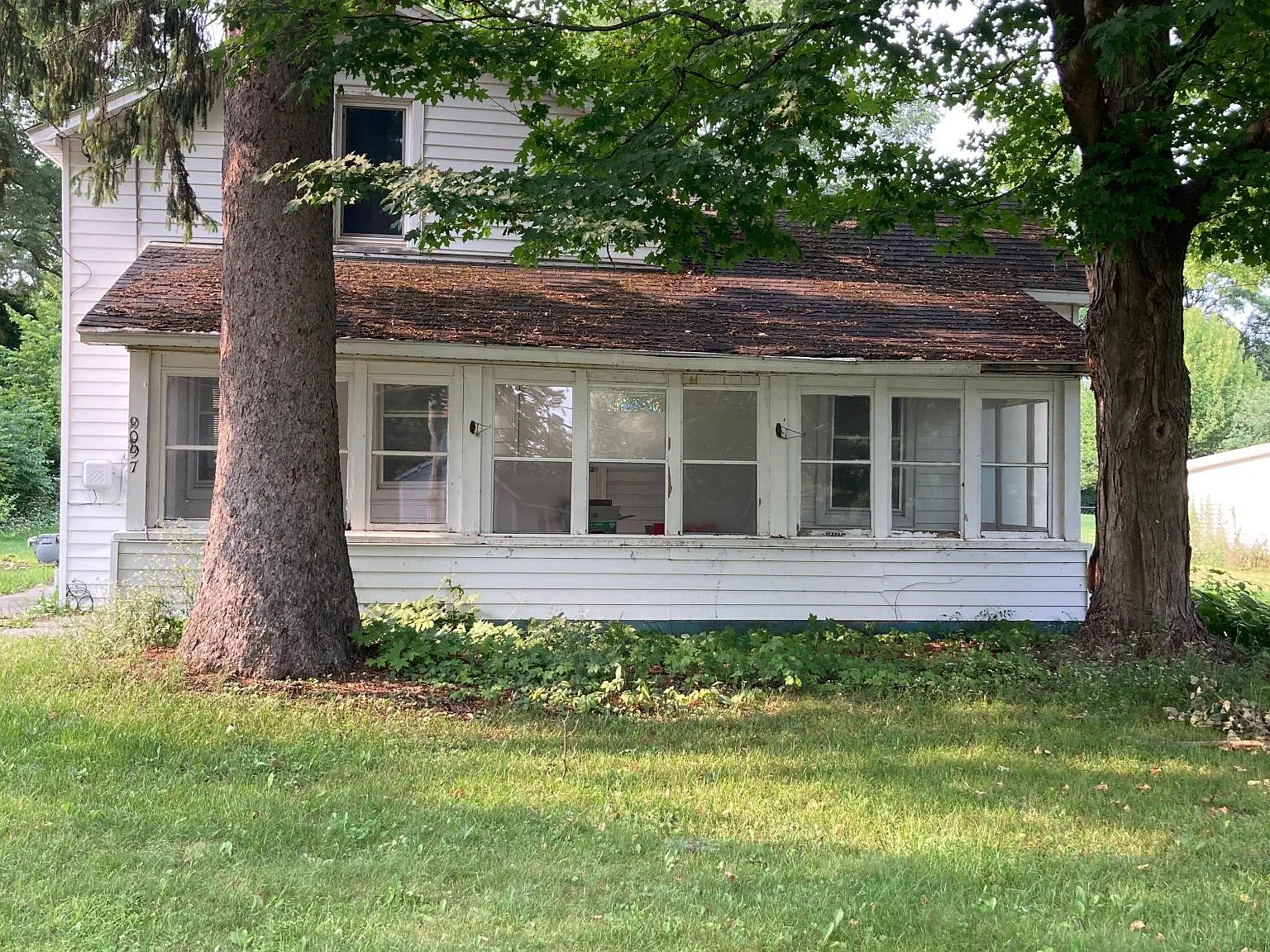 3 bed, 1600 sqft, $1,725 — Photo 2