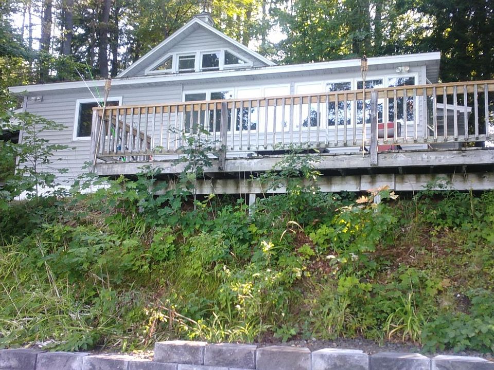 1st image of 131 Lincoln Cir