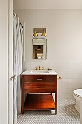 Bathroom 2 thumbnail