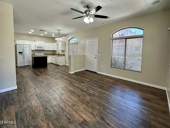5th image of 18250 N 32nd St Unit 1014