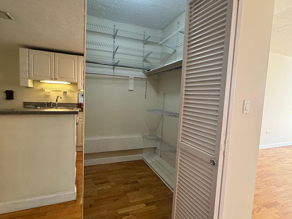 1st image of 999 Brickell Bay Dr #1163