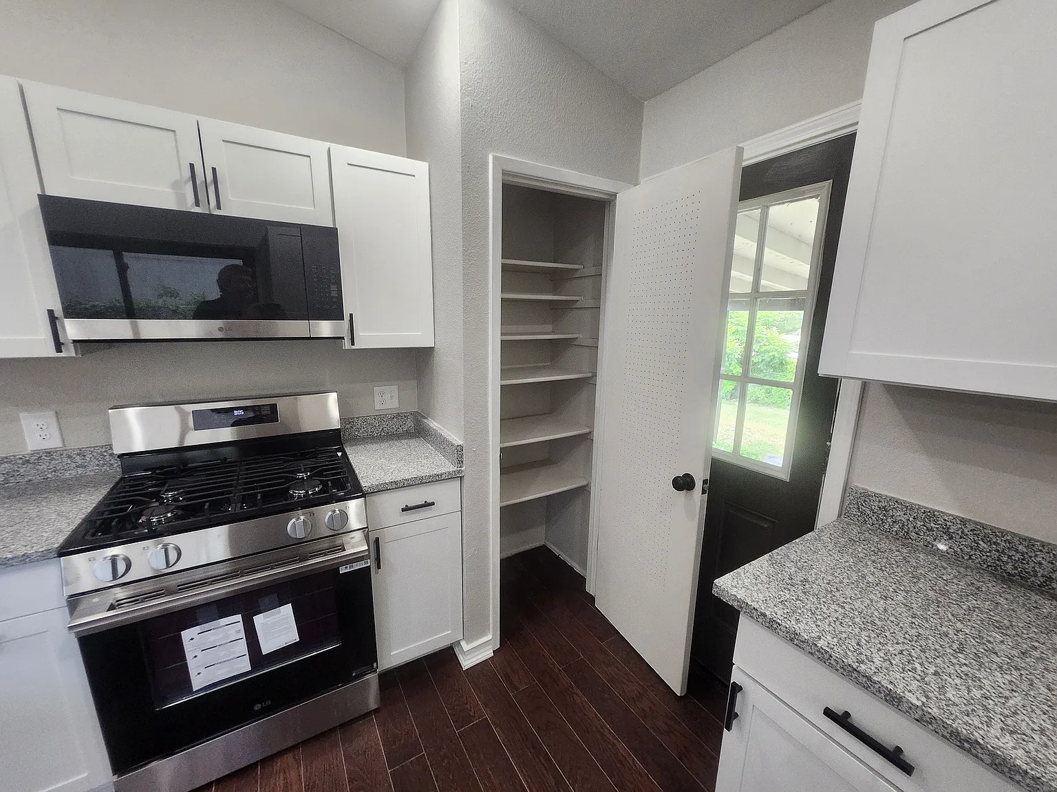 4 bed, 1719 sqft, $1,900 — Photo 4