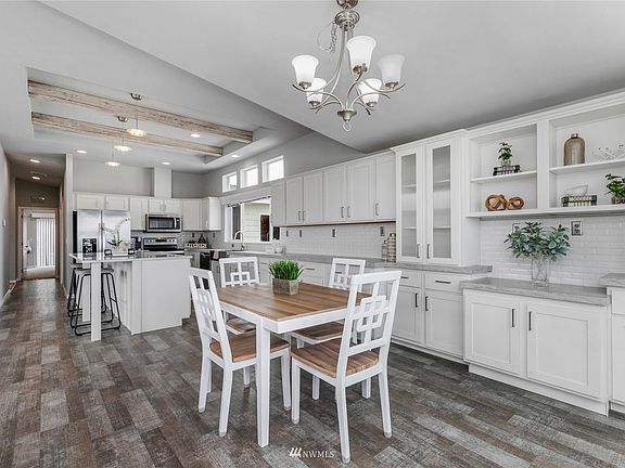 3rd image of 933 N Rock Rose Avenue #189