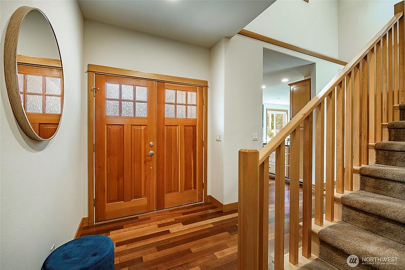 5th image of 9021 Gleneagle Drive #17