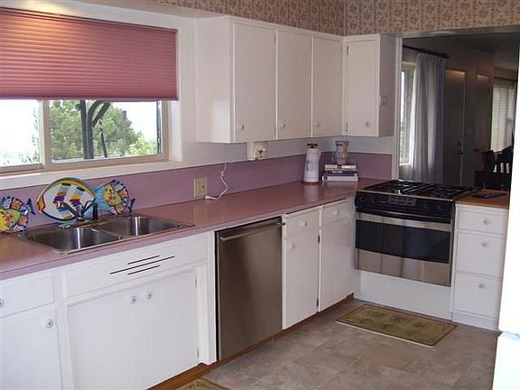 4th image of 535 W Grandview Ave