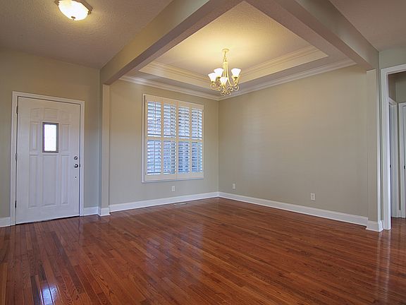4th image of 131 Wind Chase Way