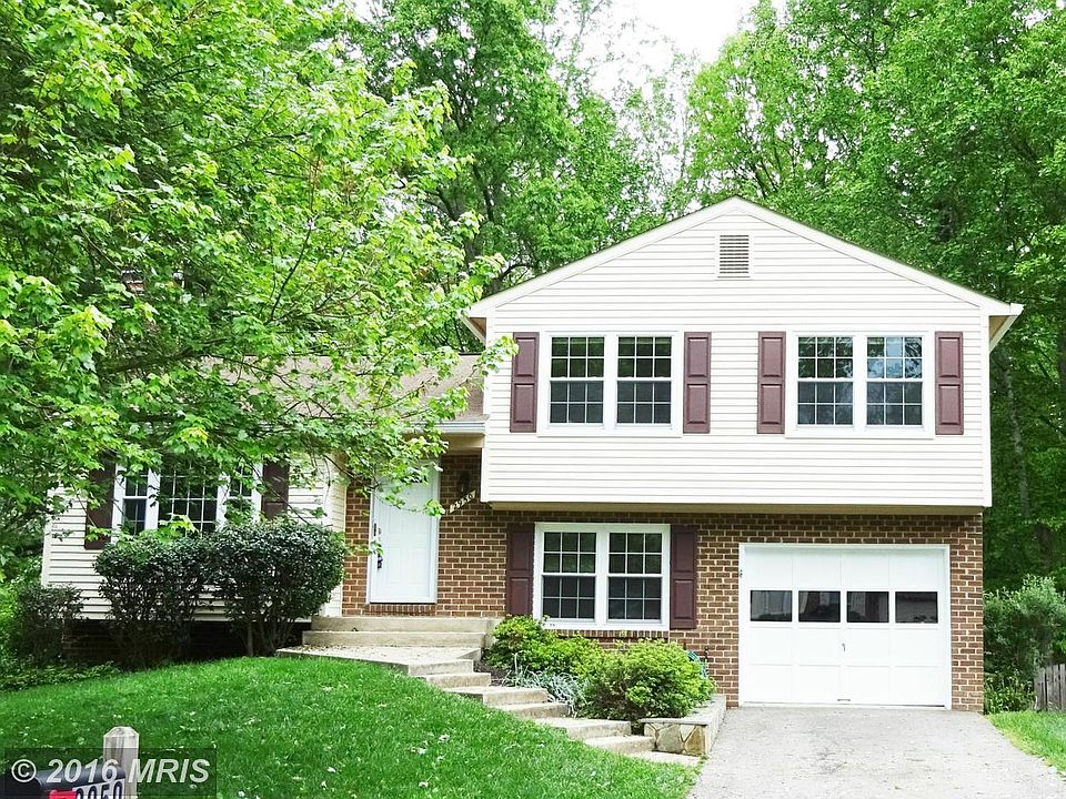 1st image of 2950 Fox Tail Ct