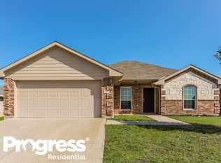 605 Antonio Ln, Waxahachie, TX 75165