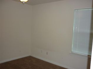 1316 W Dumble St, Alvin, TX 77511