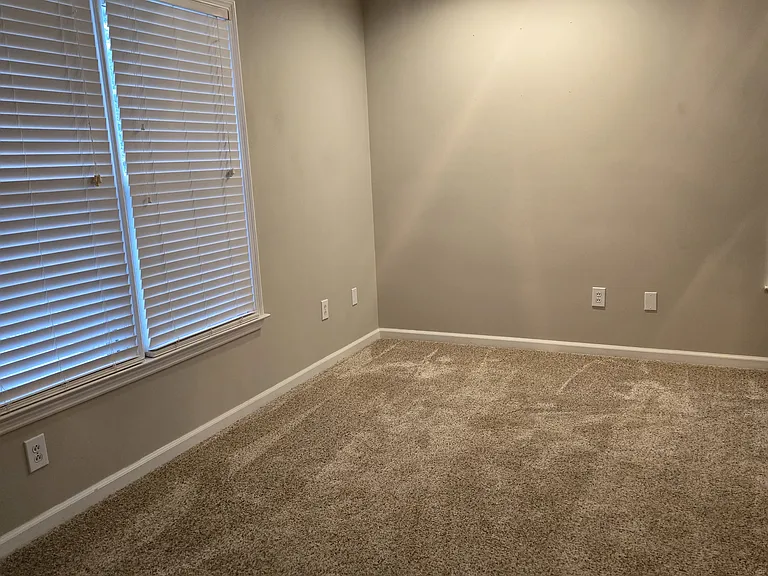 bedroom 5 (bonus room)