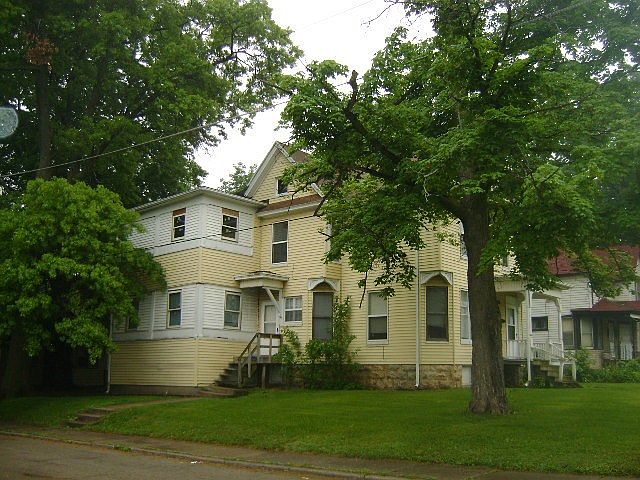 2nd image of 1416 School St