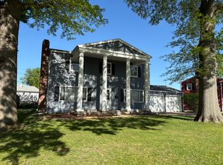 4103 N Newcastle Dr, Decatur, IL 62526