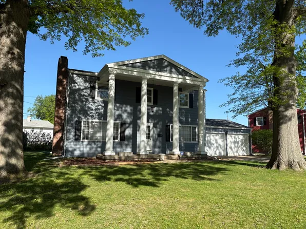 4103 N Newcastle Dr, Decatur, IL 62526