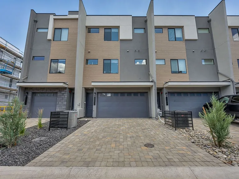 150 Rissone Ln #1 — Photo 2