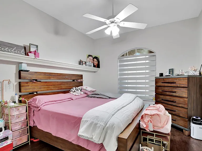 6355 NW 107th Ter — Photo 31