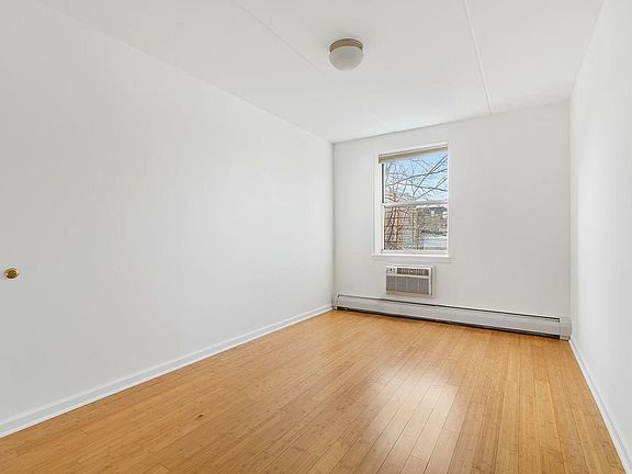4th image of 71 Wolcott St APT 206A