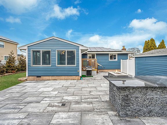 4th image of 6 Rugby Drive