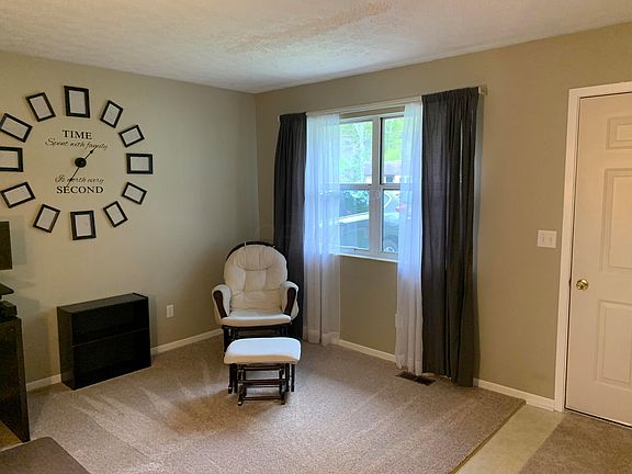 5th image of 709 Creekview Dr