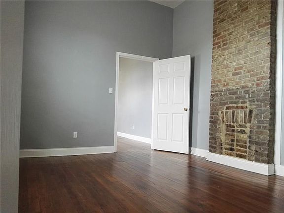 3rd image of 2824 Cadiz St #26