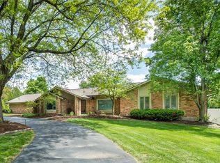 212 Runnymede Dr, Saint Louis, MO 63141