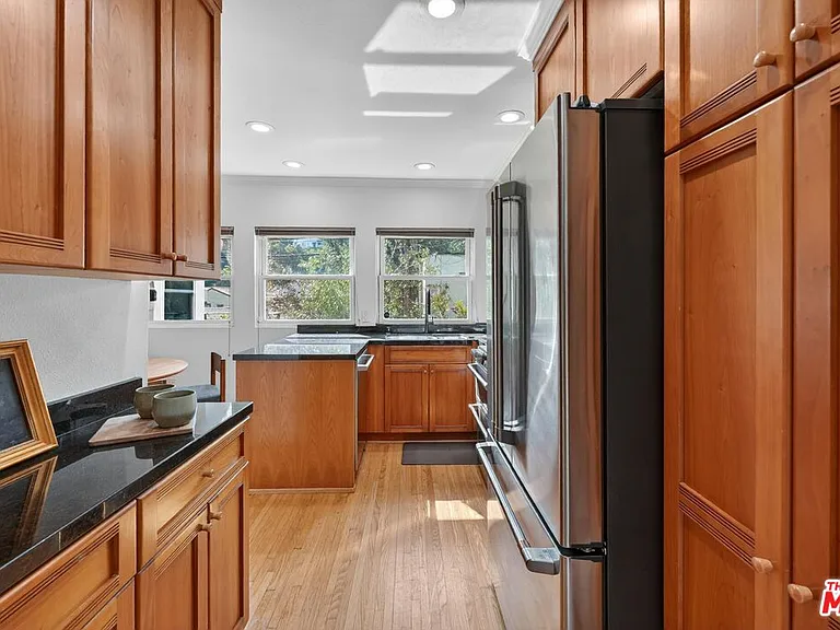 1515 Rendall Pl — Photo 15