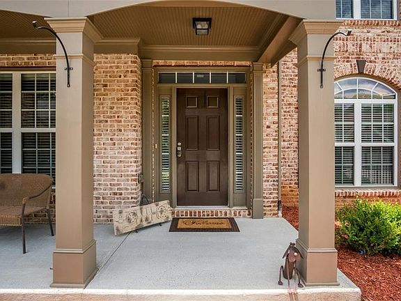 3rd image of 105 Susobell Pl